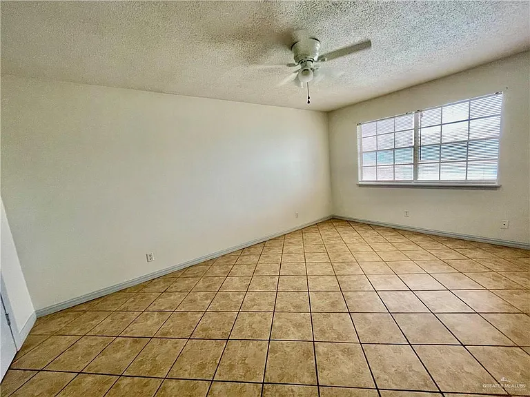 825 Santa Isabel Blvd #C8 — Photo 5