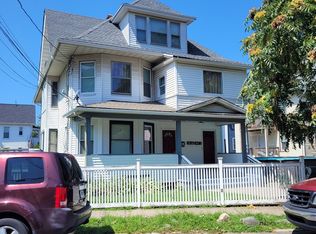 703 Huntington Rd, Bridgeport, CT 06610