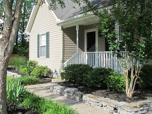 3rd image of 1739 Ohio Ct