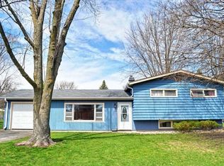 309 Harmony Dr, North Aurora, IL