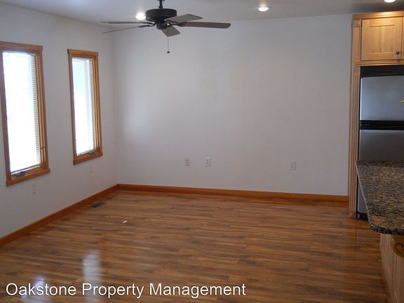 4th image of 3539 Grandview Dr