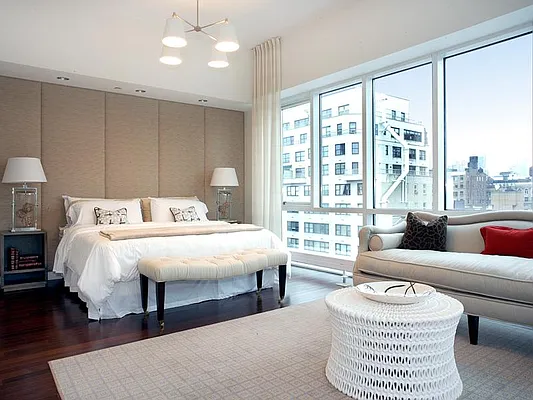 Rented by Sotheby's International Realty | media 1