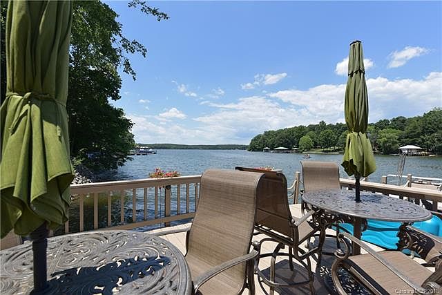 1st image of 138 Pinnacle Ln