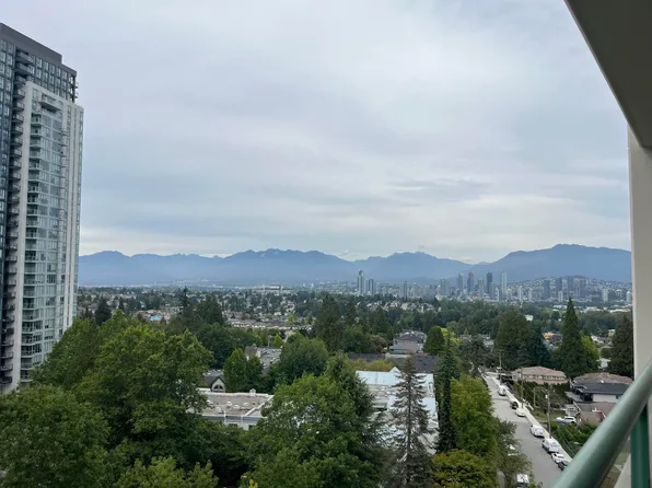 5833 Wilson Ave #1105, Burnaby, BC V5H 4R8