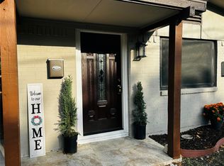 621 S Colbert Ave, Sherman, TX 75090