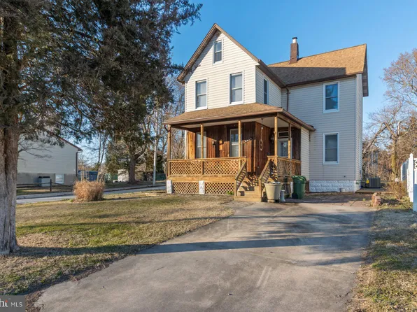 3800 Pinewood Ave, Baltimore, MD 21206