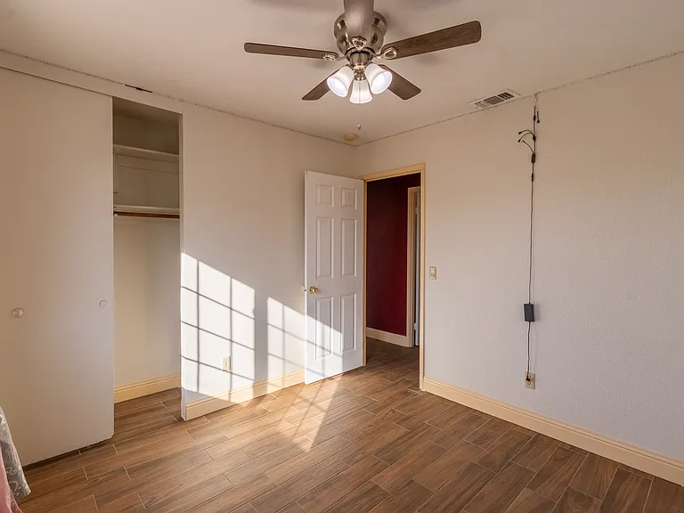 5500 Sunset Oak Ct — Photo 26