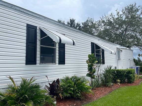 2nd image of 810 8th St Lot 4