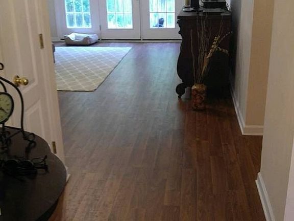 2nd image of 447 Hermitage Dr