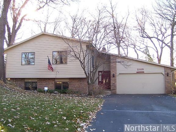 4th image of 2105 W Manor Blvd