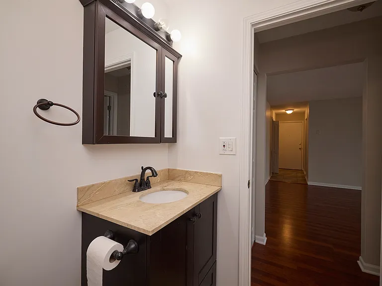 1154 Osterman Ave #D — Photo 14