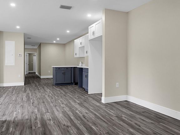 5th image of 2451 NW 21st Street