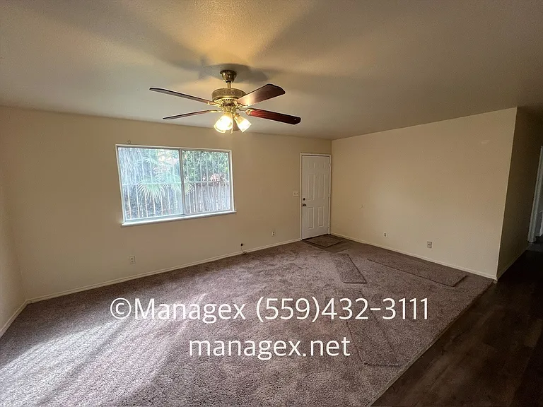 554 S Backer Ave — Photo 8