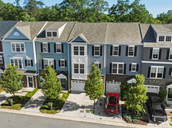 22946 Mountain Laurel Ln, California, MD 20619