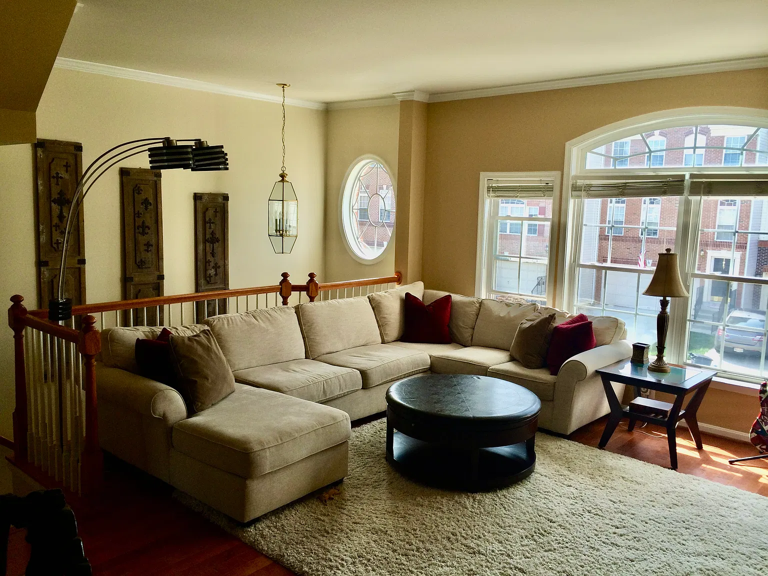 3 bed, 2624 sqft, $3,100 — Photo 2