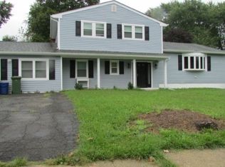 164 Stonehenge Dr, Phillipsburg, NJ