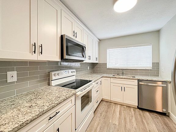 4th image of 12066 Socrates Dr
