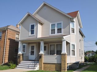 1302 Walton Ave, Racine, WI 53402