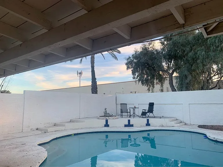 5137 W Christy Dr — Photo 9