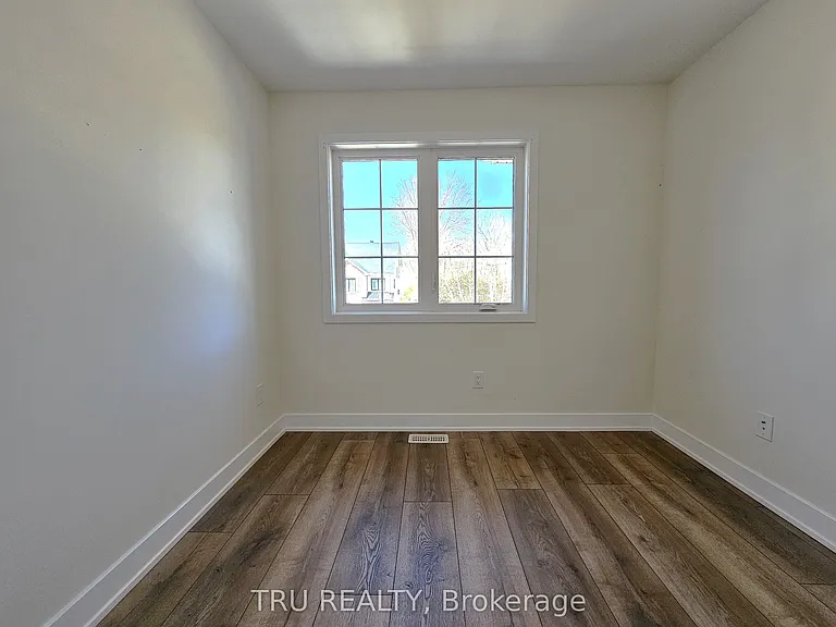 146 Wallace St — Photo 17