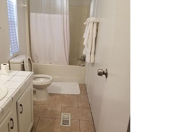 4th image of 3492 Montego Dr