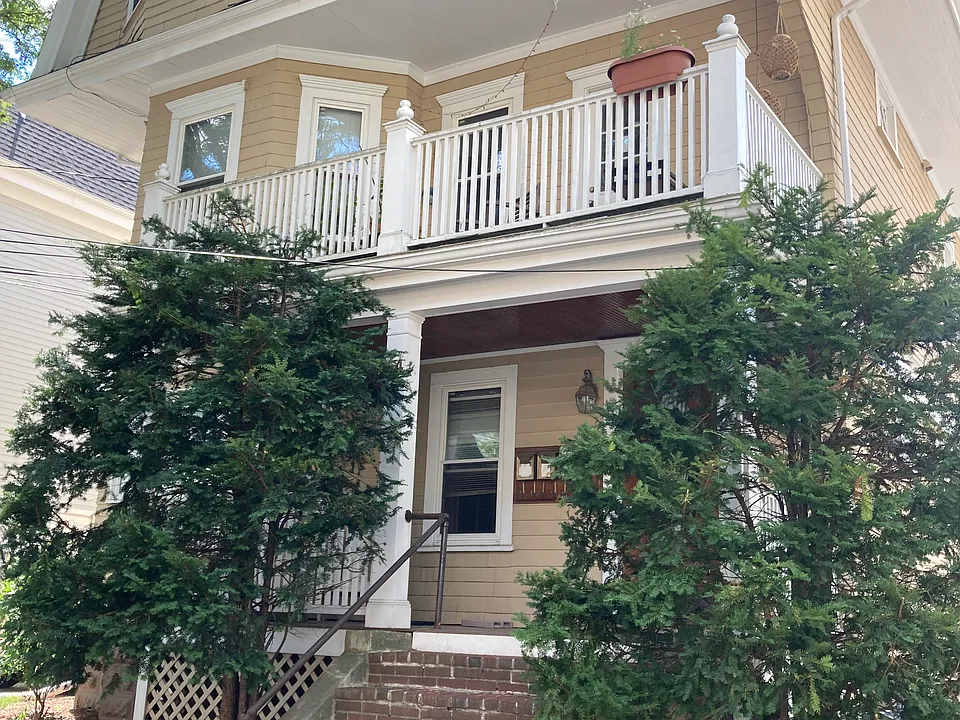 24 Central Rd #3