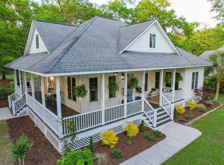 5364 Peerless Dr, Wadmalaw Island, SC 29487