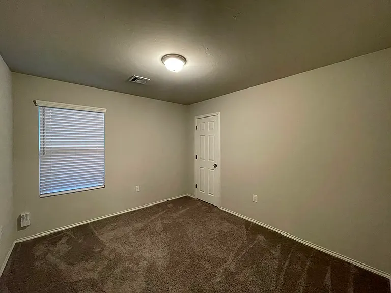 3rd bedrrom with a spacious closet