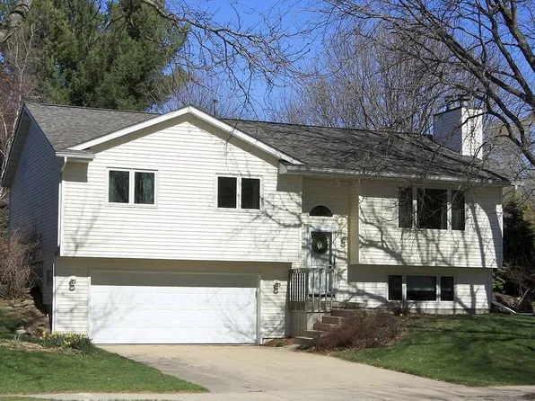 614 Engelhart DRIVE, Madison, WI 53713
