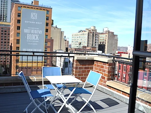 614 10th Avenue image 1 of 10