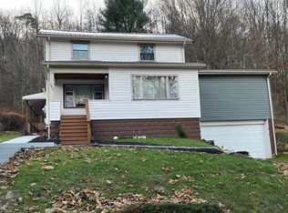342 S 10th St, Reynoldsville, PA 15851