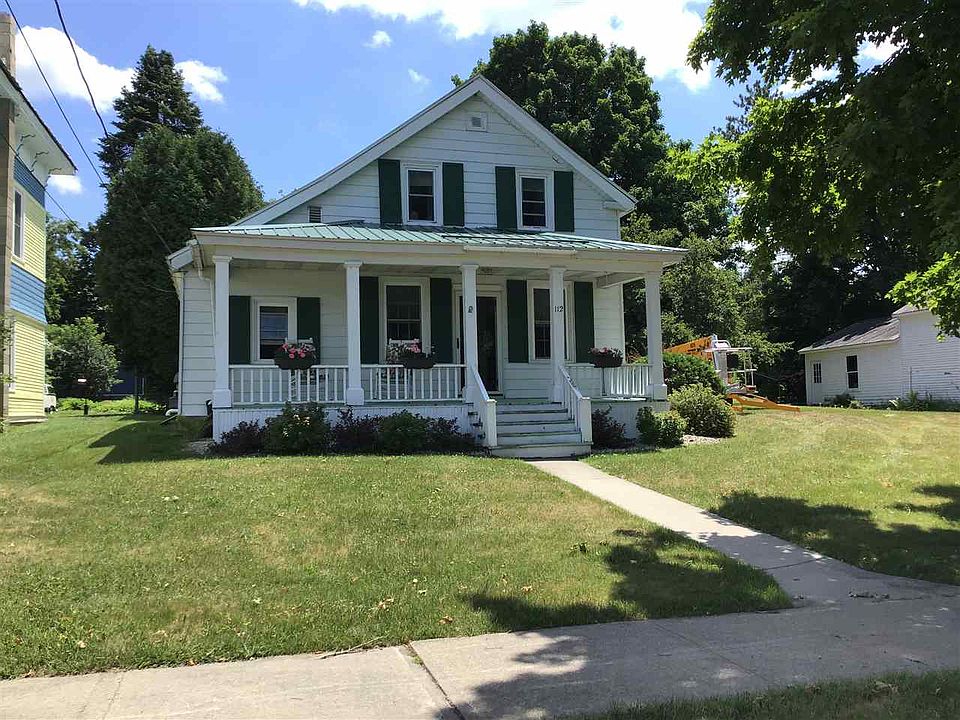 1st image of 112 Saint Lawrence Ave
