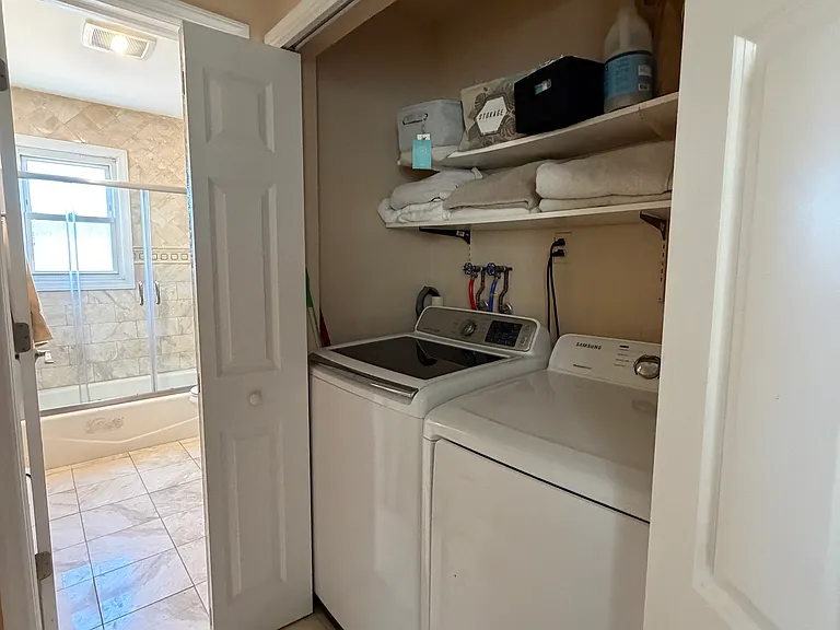 231 Sedore Ave #1 — Photo 9