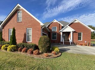 131 Meadowland Dr, Manchester, TN 37355