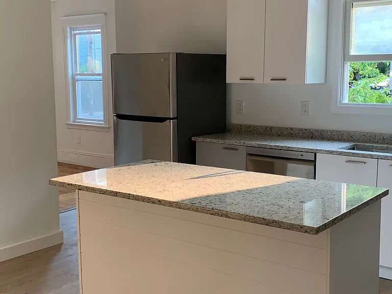 22 Gardner St — Photo 8