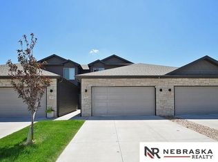 3805 Cabo Dr, Lincoln, NE 68516