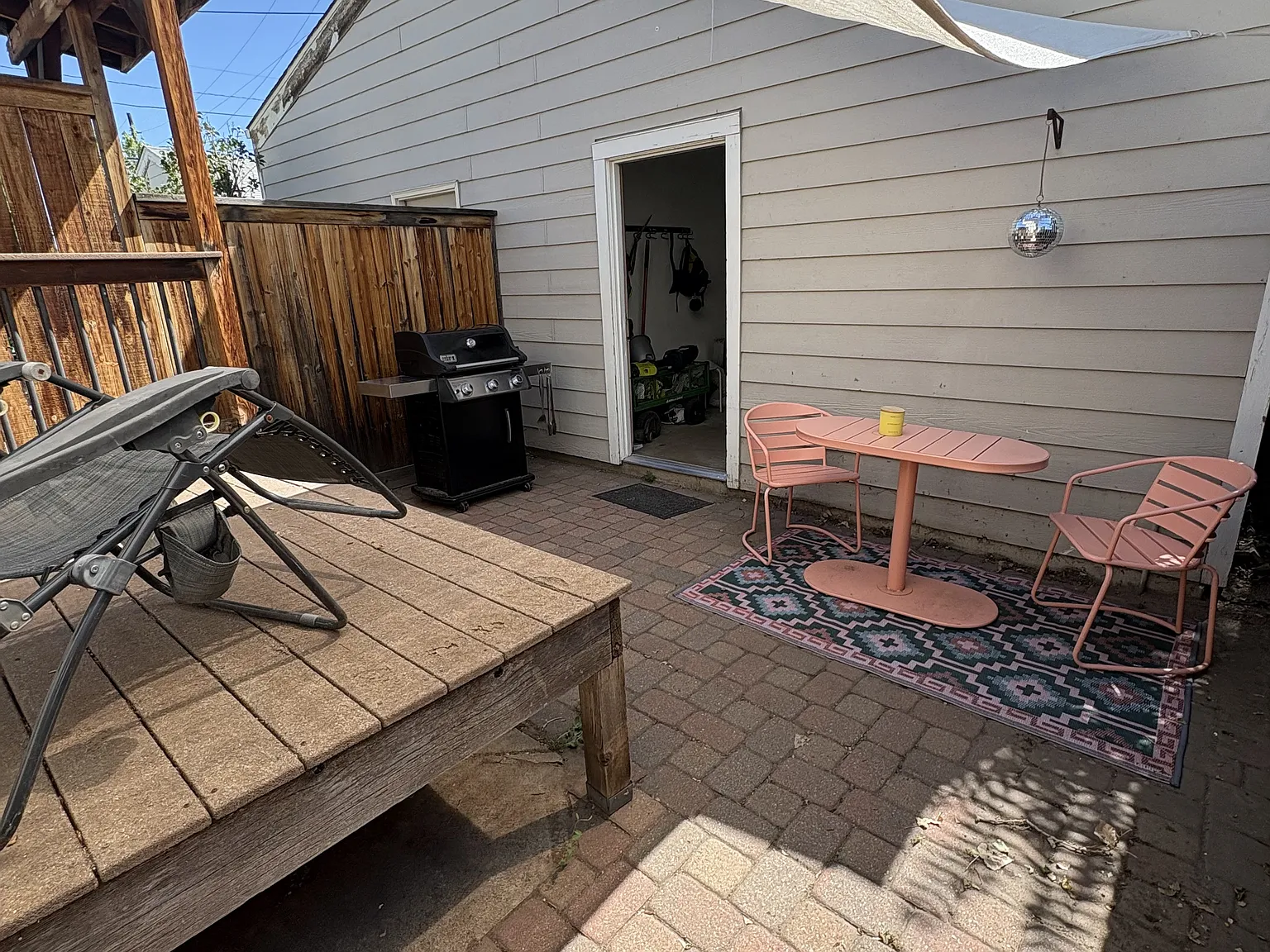 2752 N Lafayette St — Photo 4