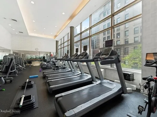 325 Fifth Avenue 19D image 4 of 5