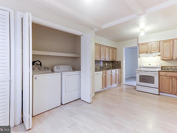 5th image of 14439 Saint Germain Dr