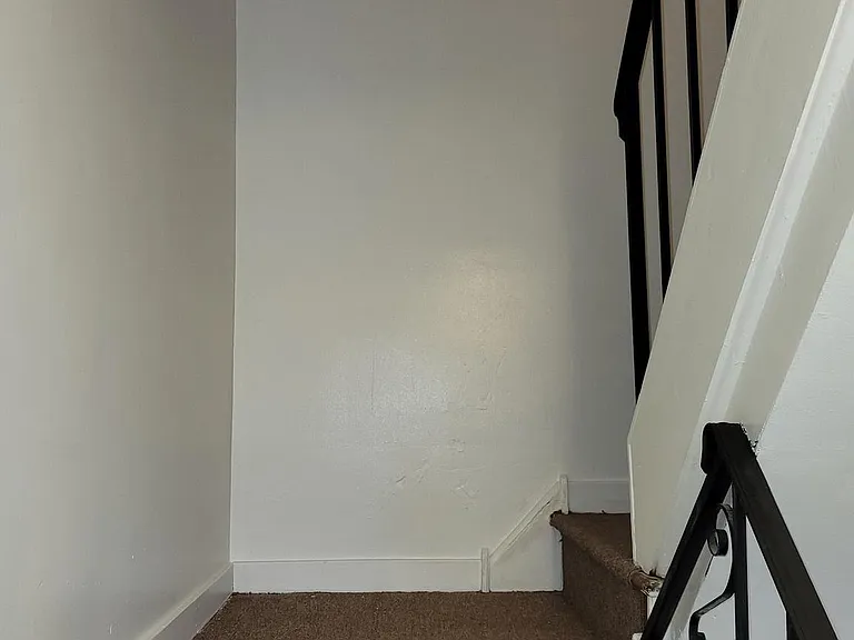 1331 Astor St #2 — Photo 10