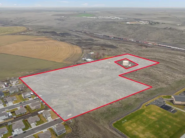 Nka W Fulton St, Connell, WA 99326