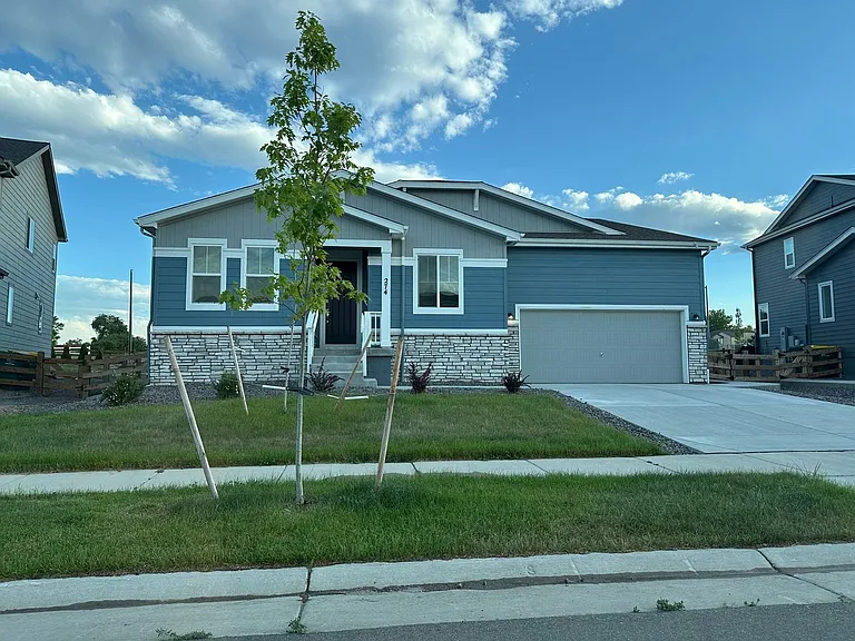 274 Marlowe Dr — Photo 1