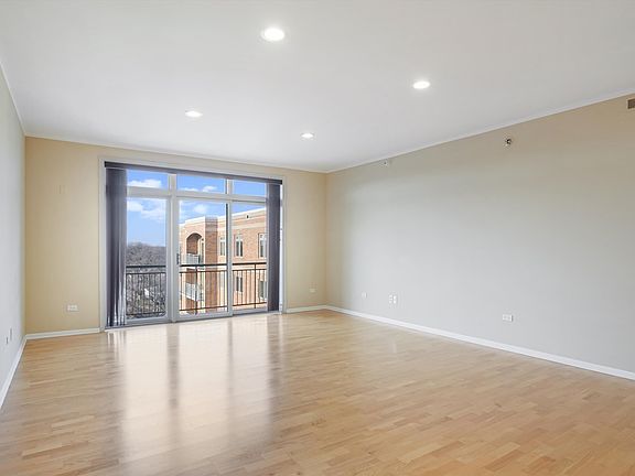 5th image of 6807 N Milwaukee Ave APT 709