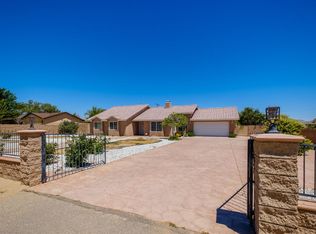 15146 Coalinga Rd, Victorville, CA 92392