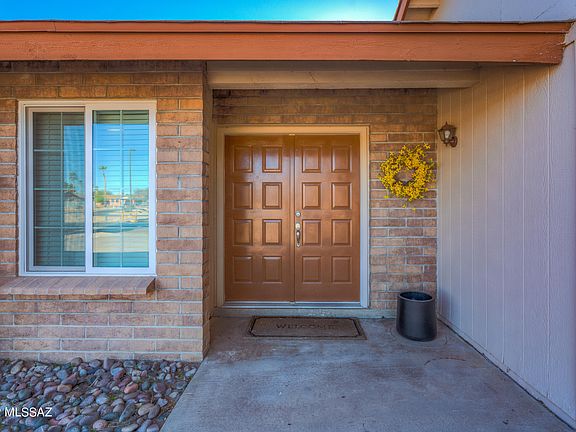 2nd image of 3117 W Coriander Dr
