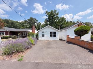 936 Grove Ave, Laurence Harbor, NJ 08879