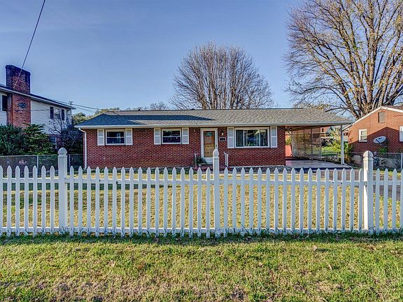 5th image of 15 Frances Dr NW