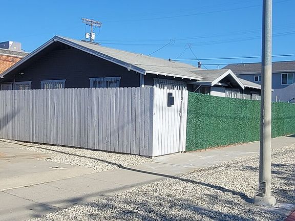 2nd image of 762 W Gardena Blvd