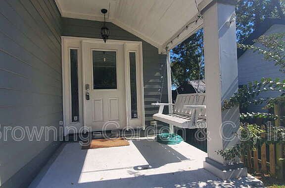 2nd image of 1011A N 6th St