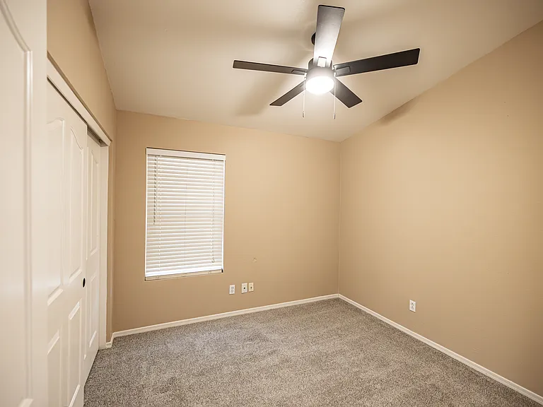 7408 E Knowles Ave — Photo 25